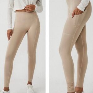 NWT Free People Movement Out of Your League Ruched Leggings in Clay-Medium